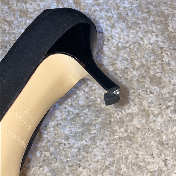 Bruno Magli black Novati peep toe heels - Picture 4 of 7